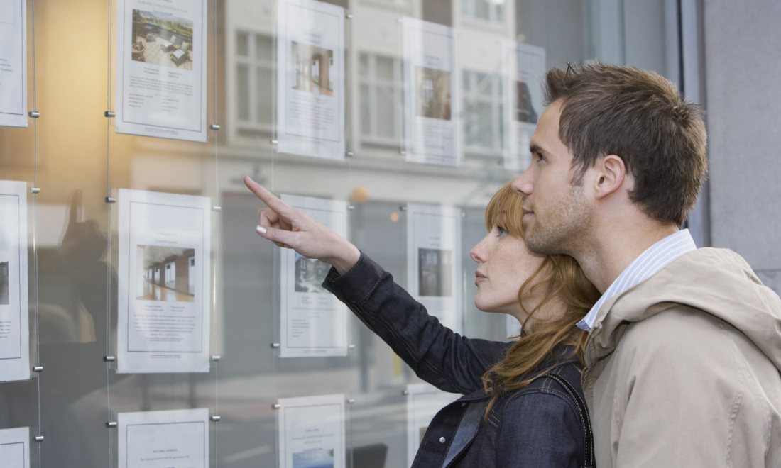 Should you buy a house in the Netherlands now or should you wait?