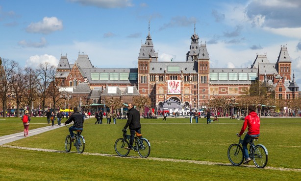 Amsterdam ranks 11th in worldwide quality of life index