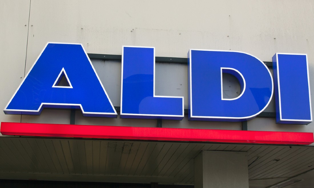 Albert Heijn and ALDI to stop offering free plastic bags for fruit and veg