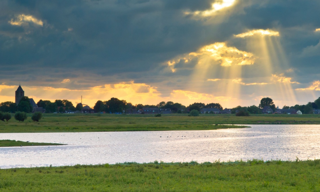 Easter weekend could see some sun (and rain!) across the Netherlands