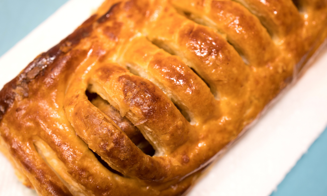 Dutch students attempt to bake longest frikandelbroodje in the world