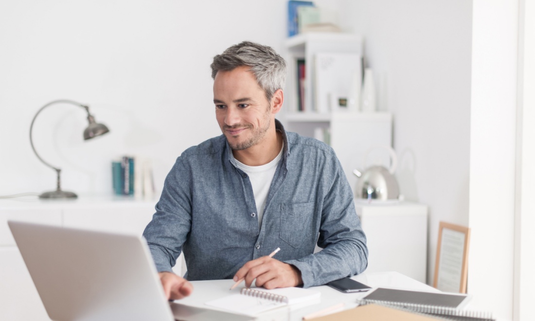 Work for a foreign employer? The 30% ruling and taxes explained