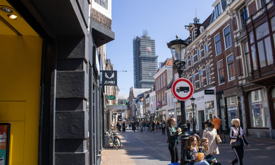 Scaffolding finally starts to be removed from Utrecht Domtoren