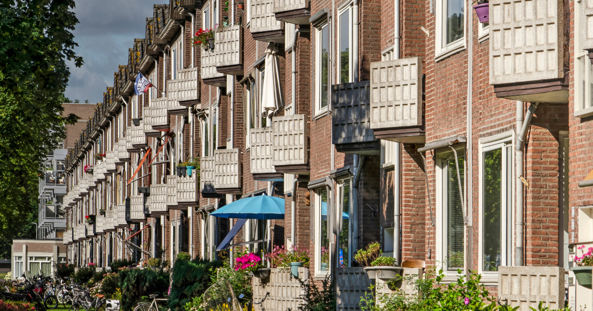 12.000 tenants live in Dutch social housing while owning one or more homes