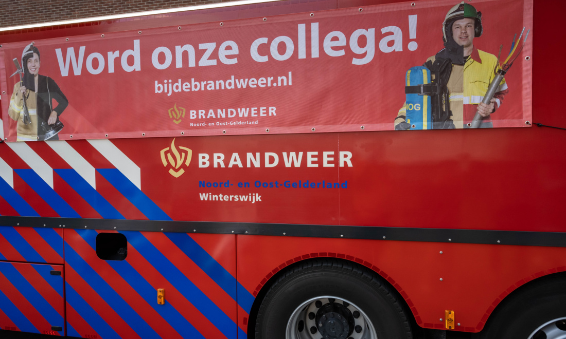 Number of Dutch vacancies falls as unemployment on the rise