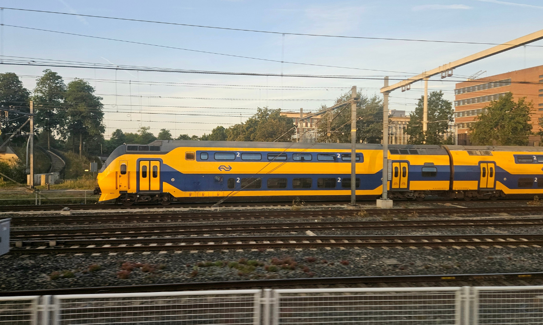 Budget cuts for Dutch public transport could lead to more ticket price hikes