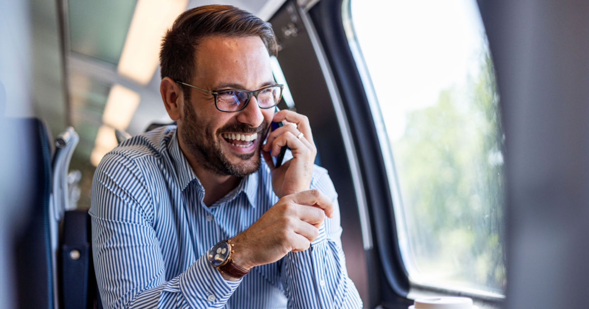 Amsterdammers fed up with loud phone calls on public transport, survey finds